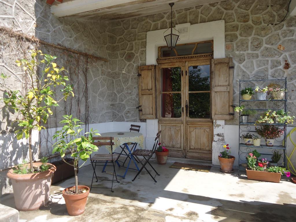 Bed and Breakfast La Colline Bleue Banne Номер фото